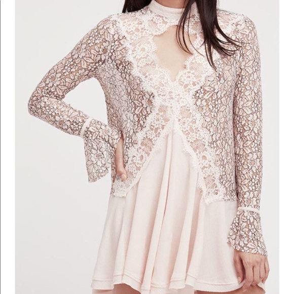 Free People lace tunic in blush. Size XS. - Picture 5 of 7